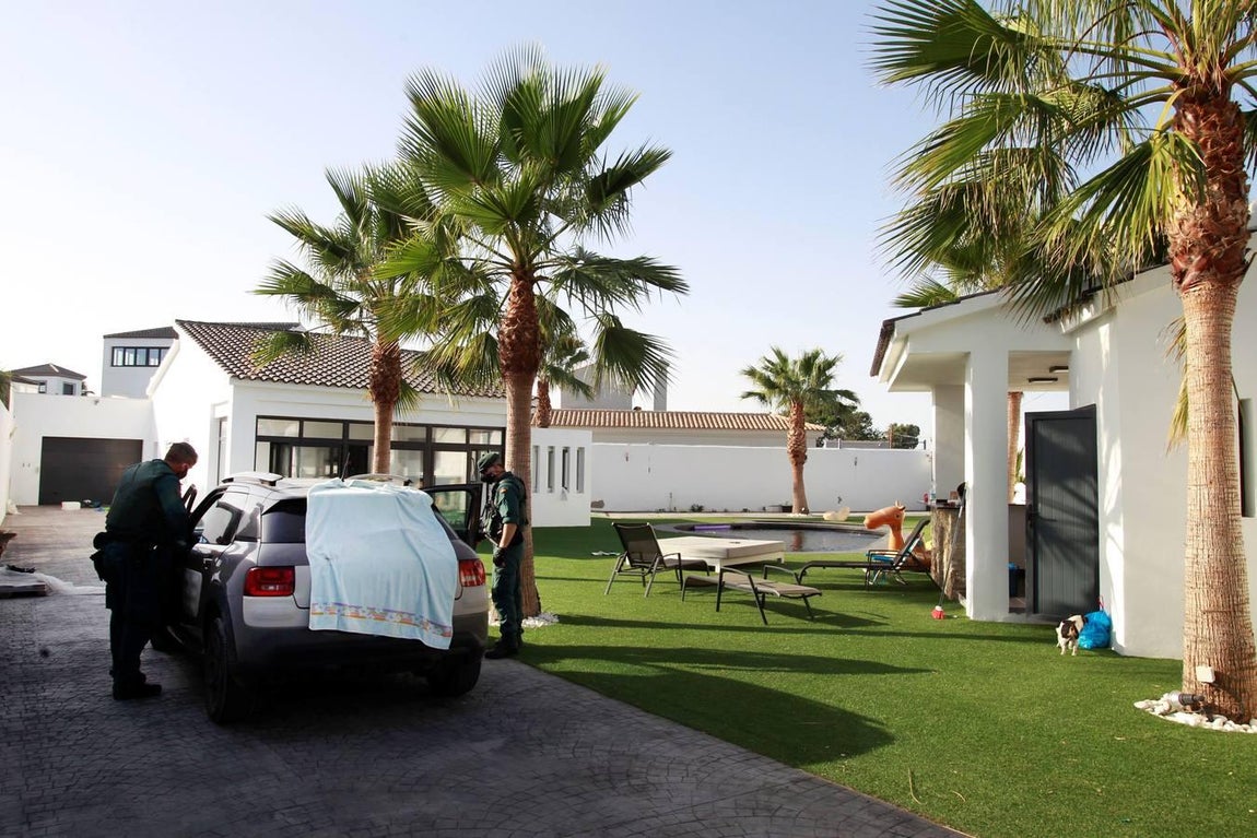 El dudoso gusto de los narcos, en imágenes