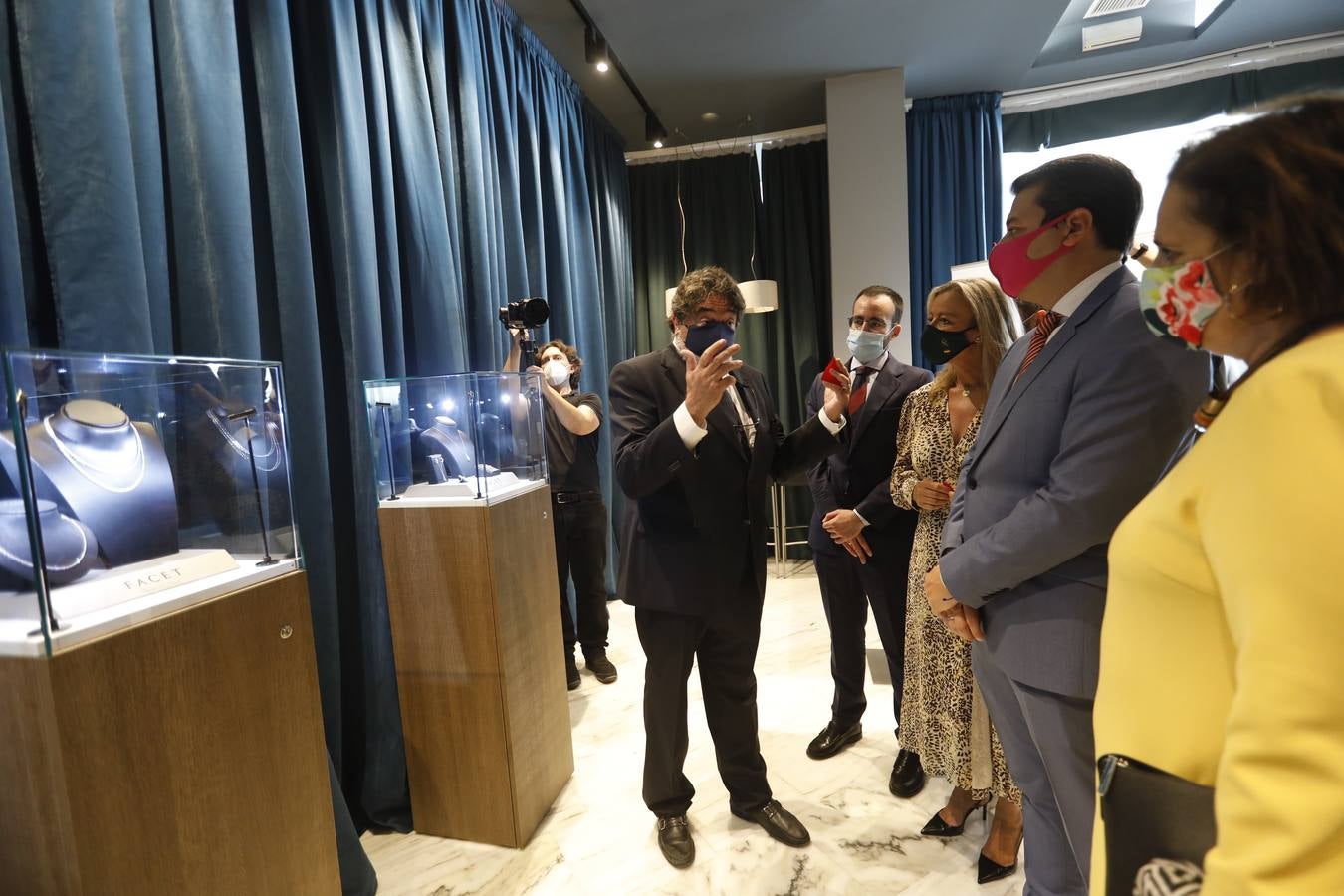 En imágenes, la inauguración en Córdoba de la empresa de joyería Facet