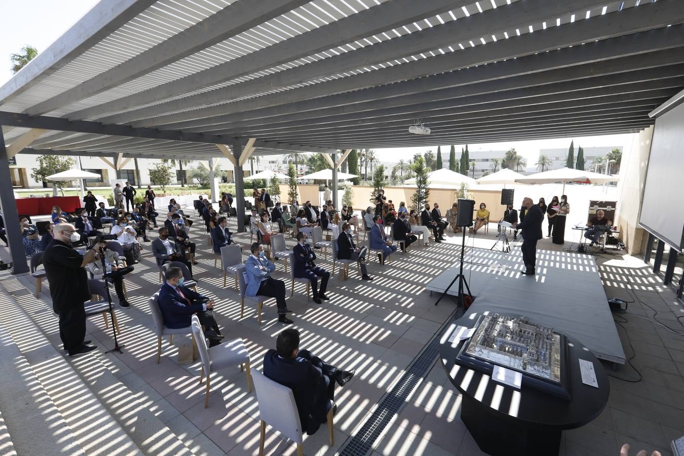 En imágenes, la inauguración en Córdoba de la empresa de joyería Facet