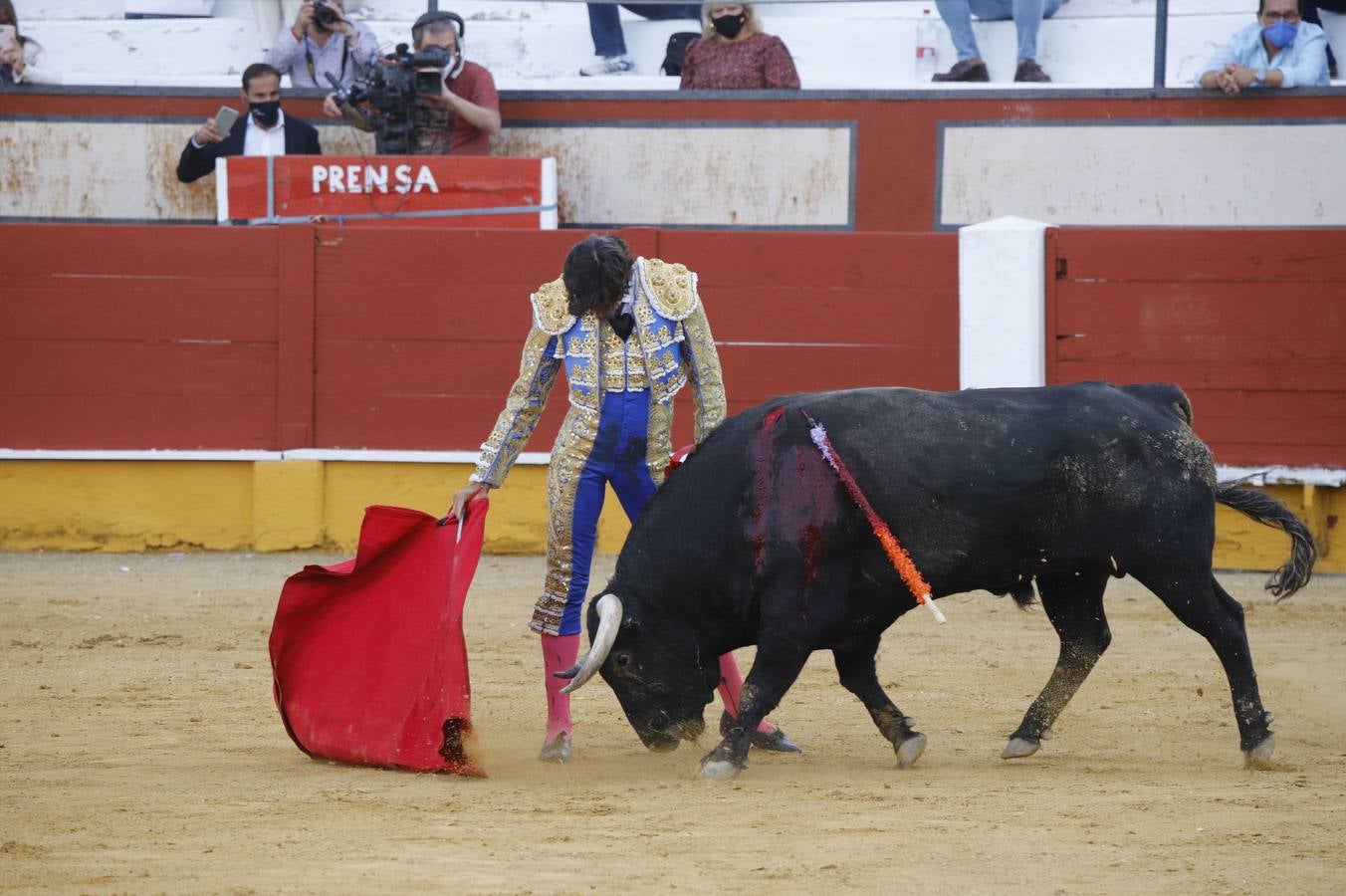 El «mano a mano» de enrique Ponce y Curro Díaz en Cabra, en imágenes (II)