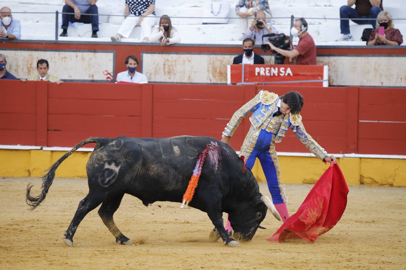 El «mano a mano» de enrique Ponce y Curro Díaz en Cabra, en imágenes (II)