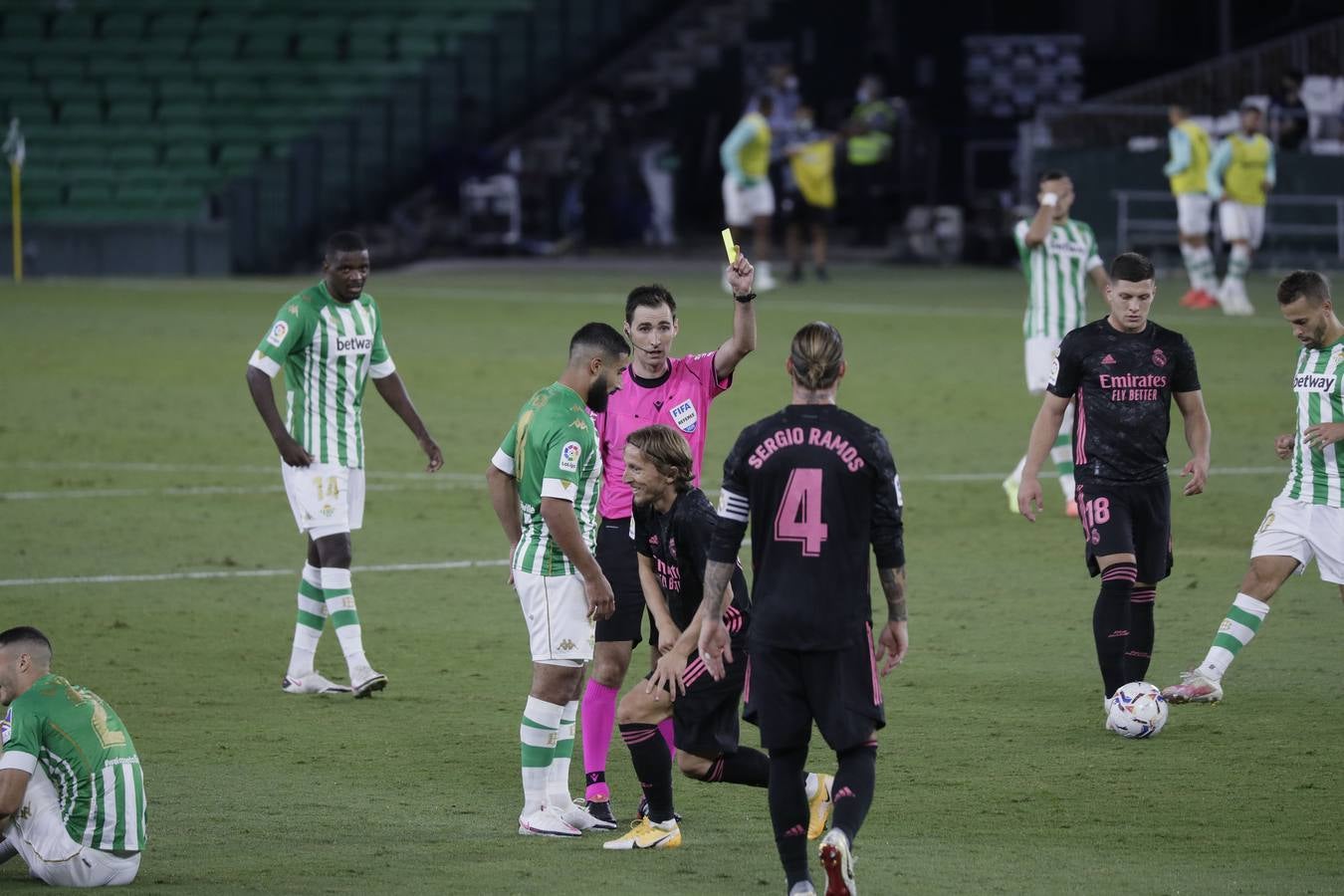 Las mejores imágenes del partido entre el Real Betis y el Real Madrid