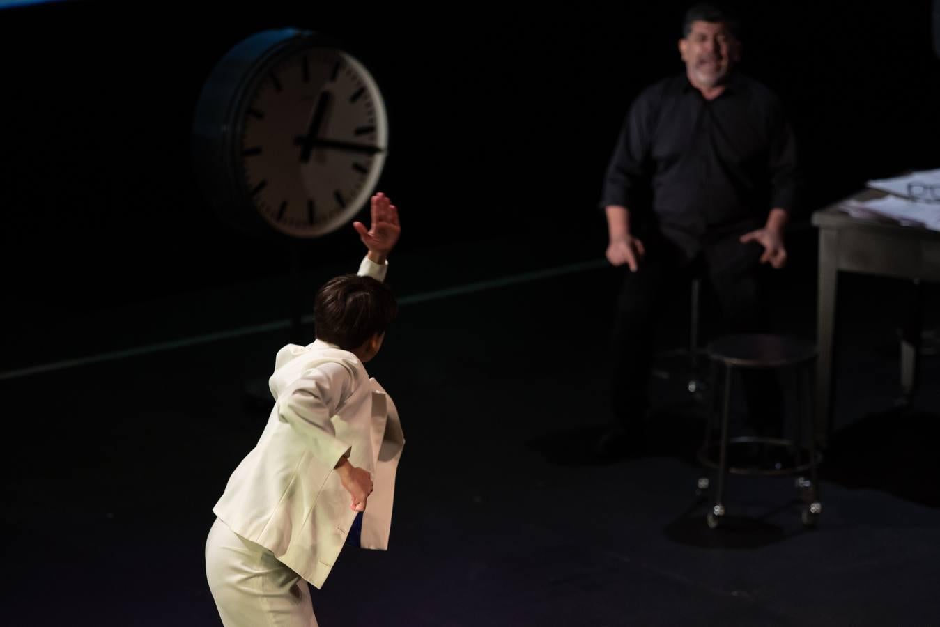 Leonor Leal baila para «Loxa» en la Bienal de Flamenco de Sevilla