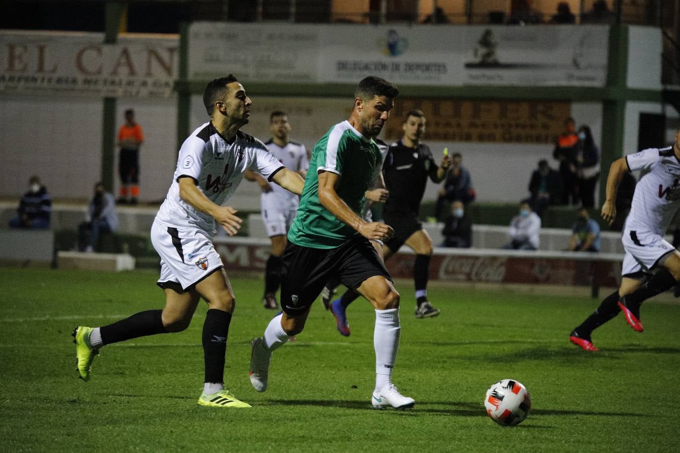 El ambiente y la victoria del Córdoba CF ante el Pozoblanco, en imágenes