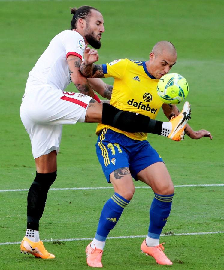 FOTOS: El partido Cádiz CF-Sevilla, en imágenes