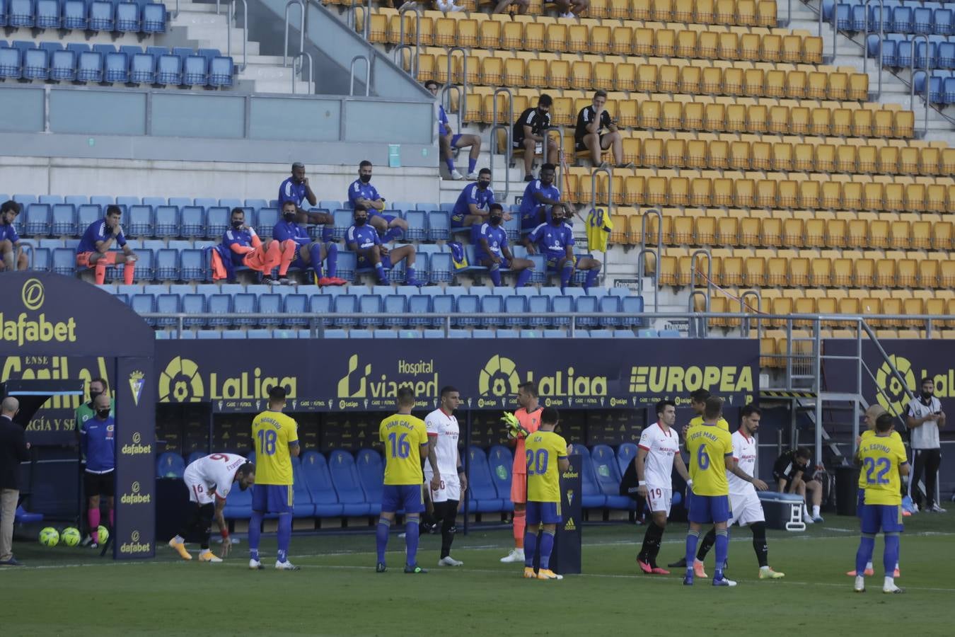 FOTOS: El partido Cádiz CF-Sevilla, en imágenes