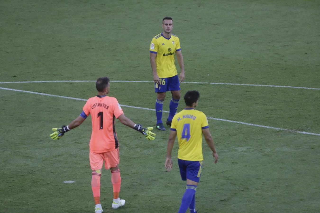 FOTOS: El partido Cádiz CF-Sevilla, en imágenes