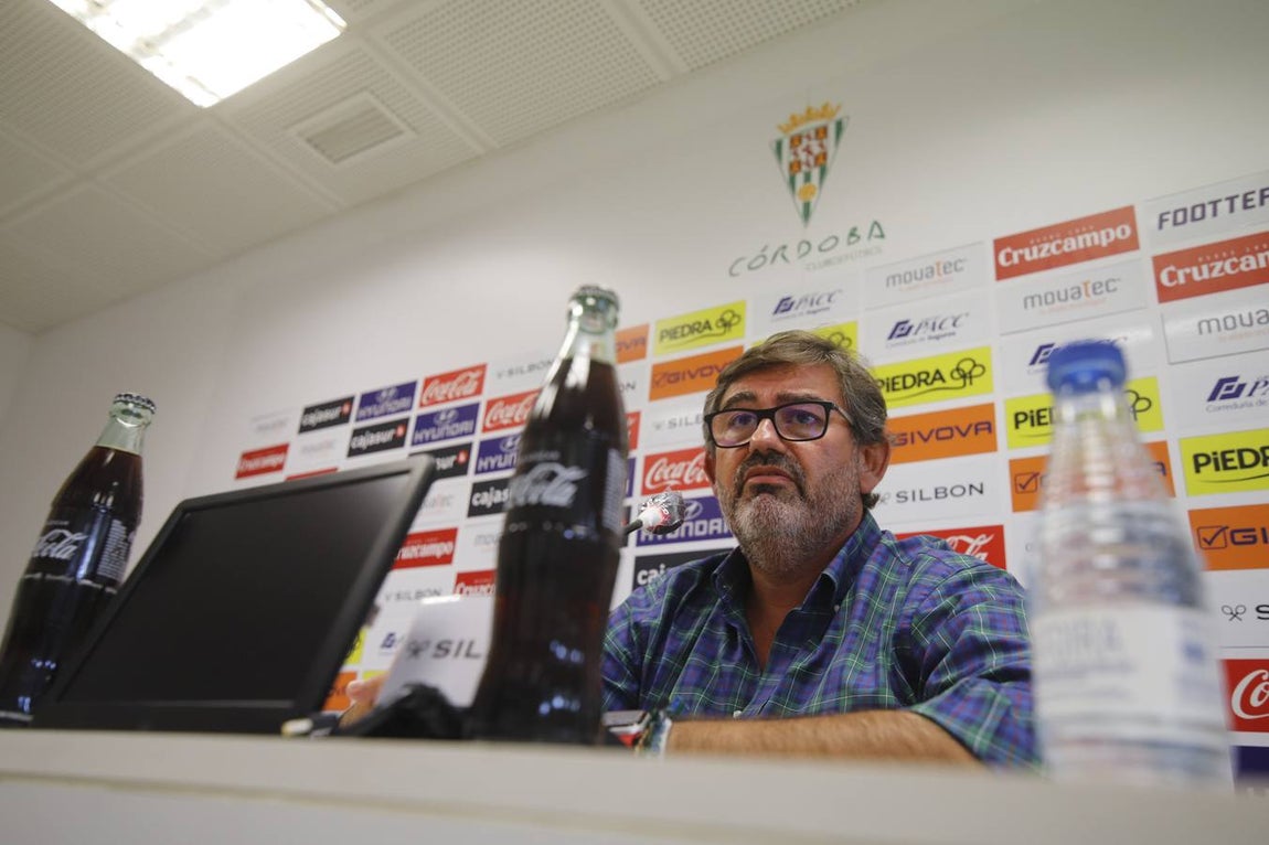 La presentación de Espeso y Farrando, y las intervenciones de Juanito y González Calvo, en imágenes