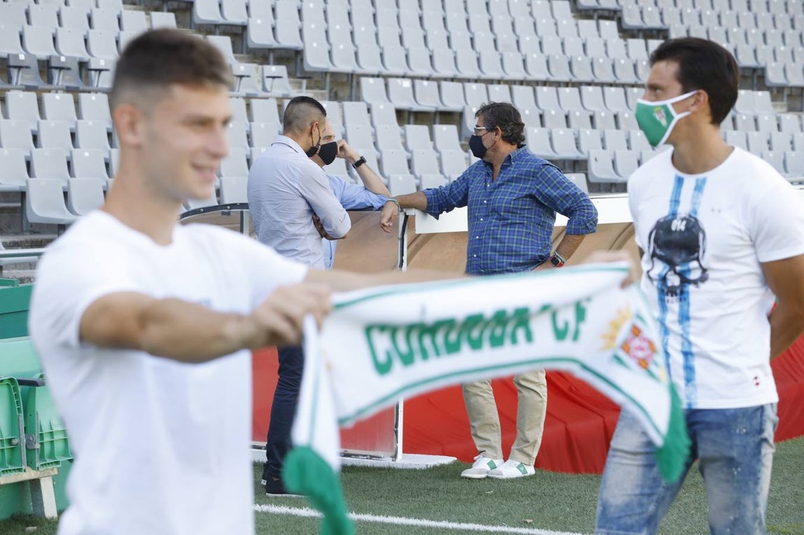 La presentación de Espeso y Farrando, y las intervenciones de Juanito y González Calvo, en imágenes