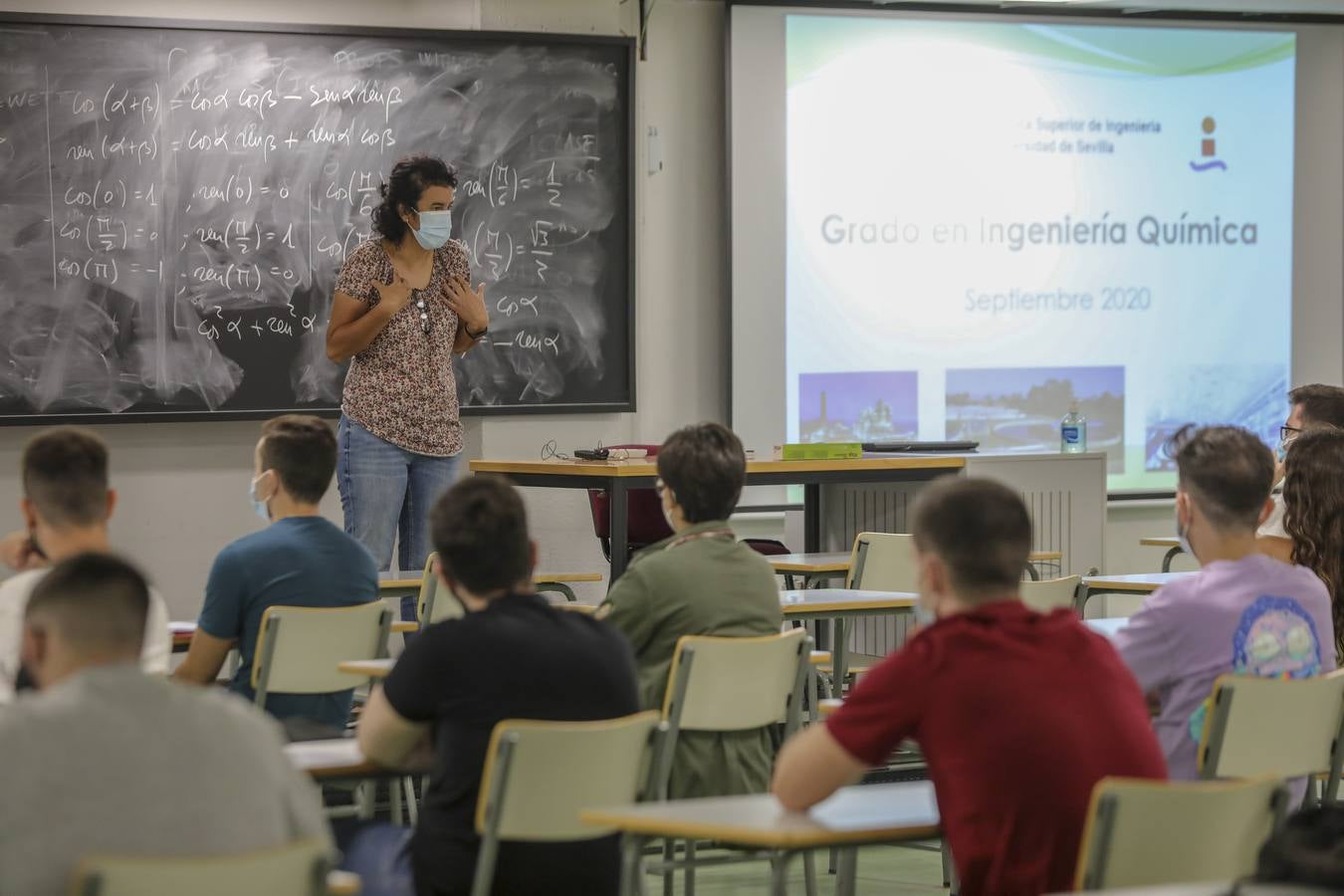 Inicio del curso de la Escuela Superior de Ingeniería de Sevilla, en imágenes