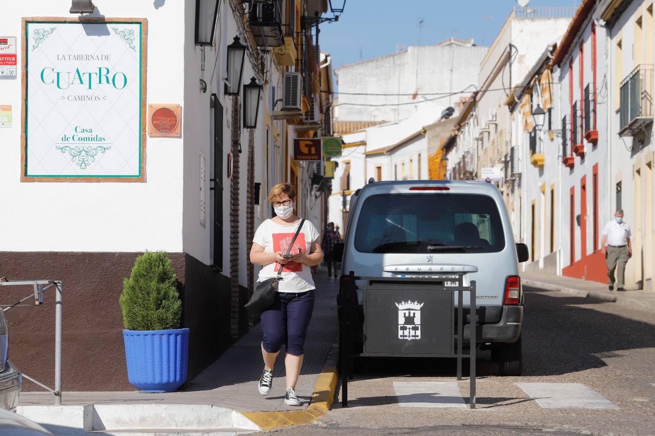 Restricciones en Almodóvar del Río | «Aquí la gente se junta al pelotazo»