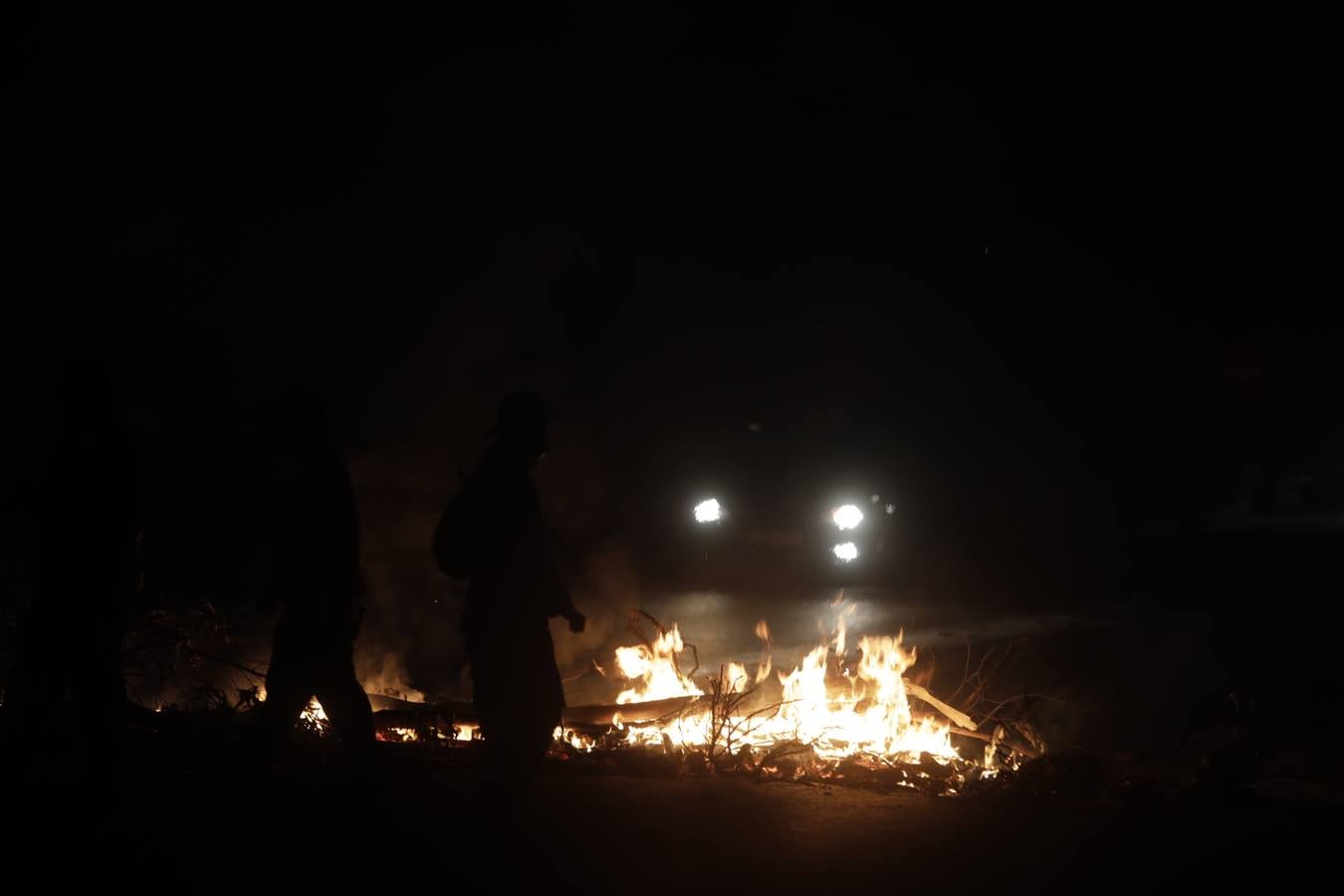 Segundo día de barricadas de la huelga de Alestis