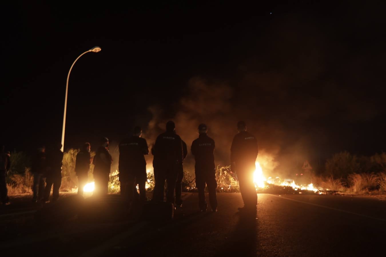 Segundo día de barricadas de la huelga de Alestis