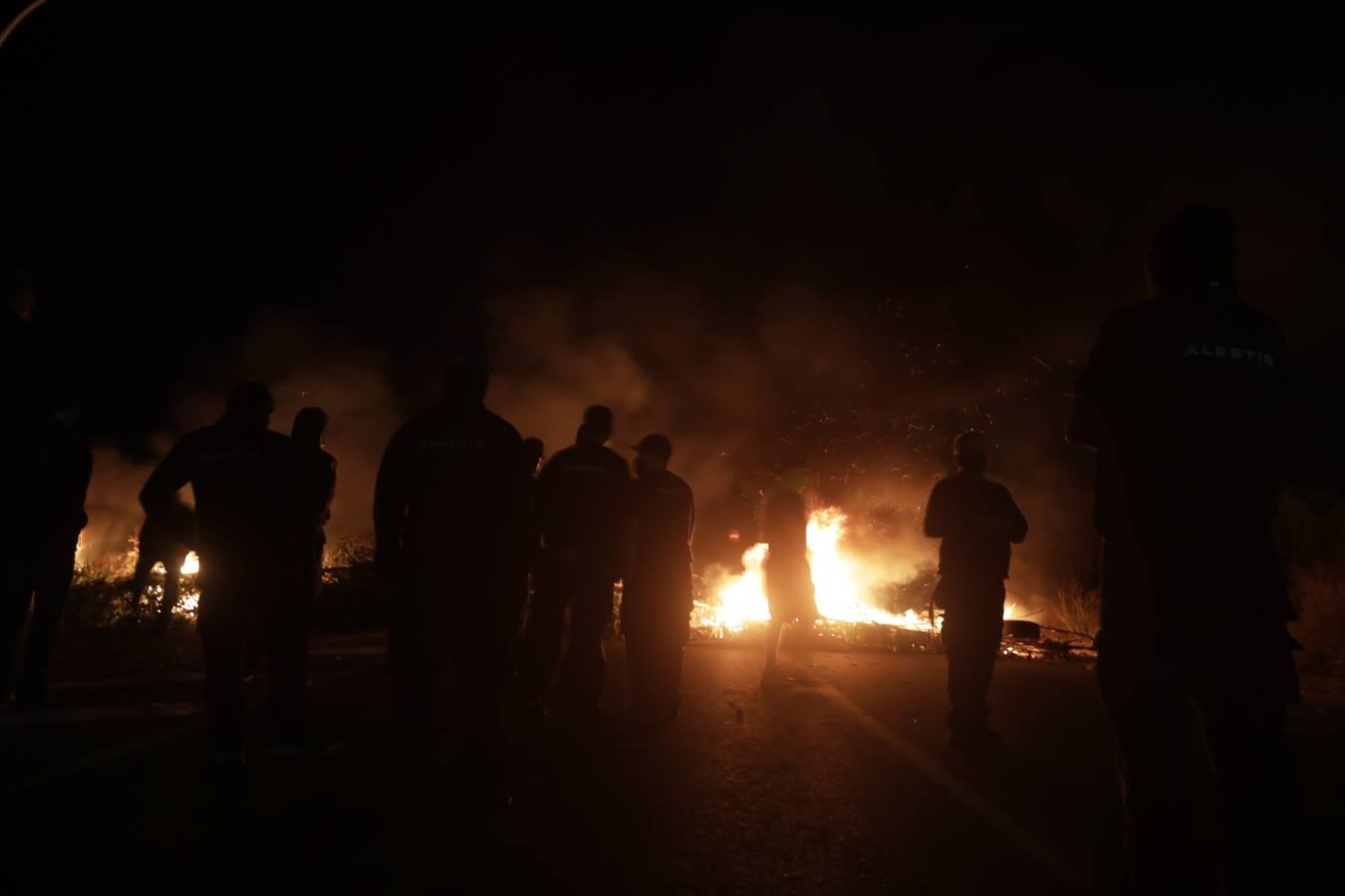 Segundo día de barricadas de la huelga de Alestis