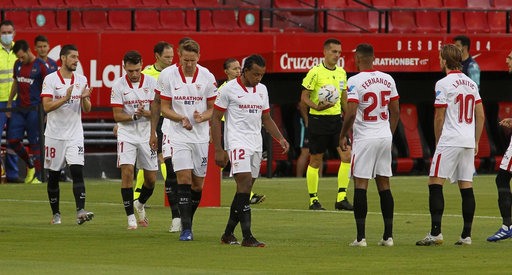 Las mejores imágenes del encuentro entre el Sevilla F.C. y el Levante U.D.