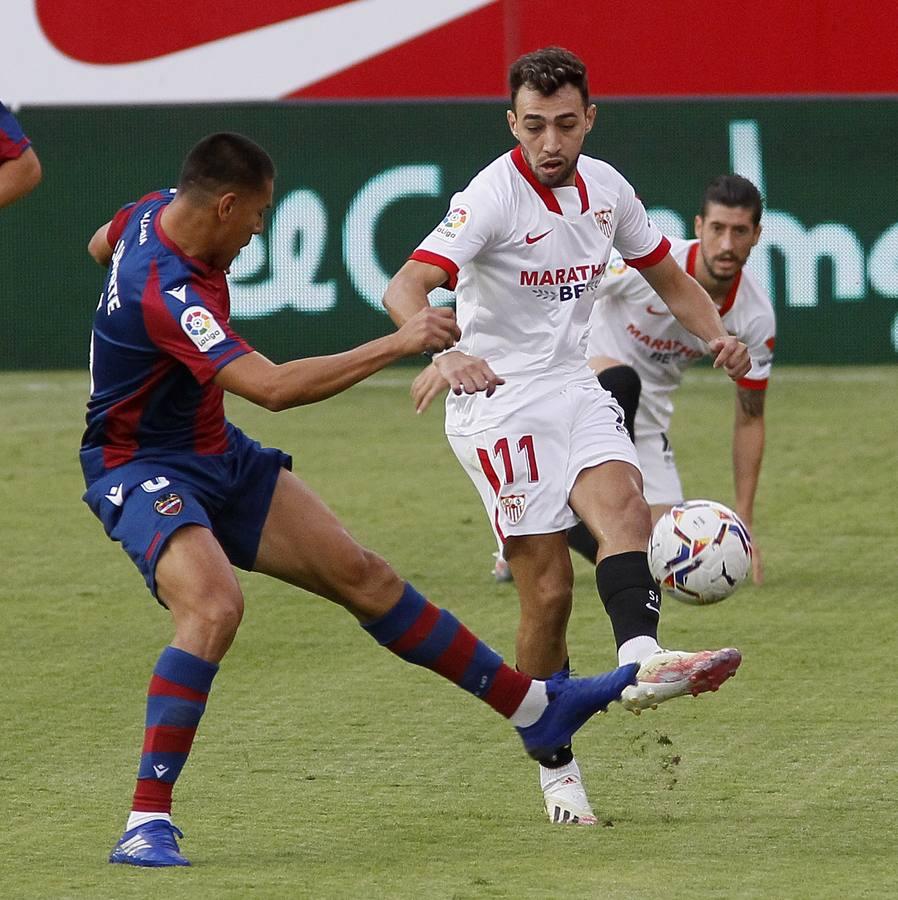 Las mejores imágenes del encuentro entre el Sevilla F.C. y el Levante U.D.