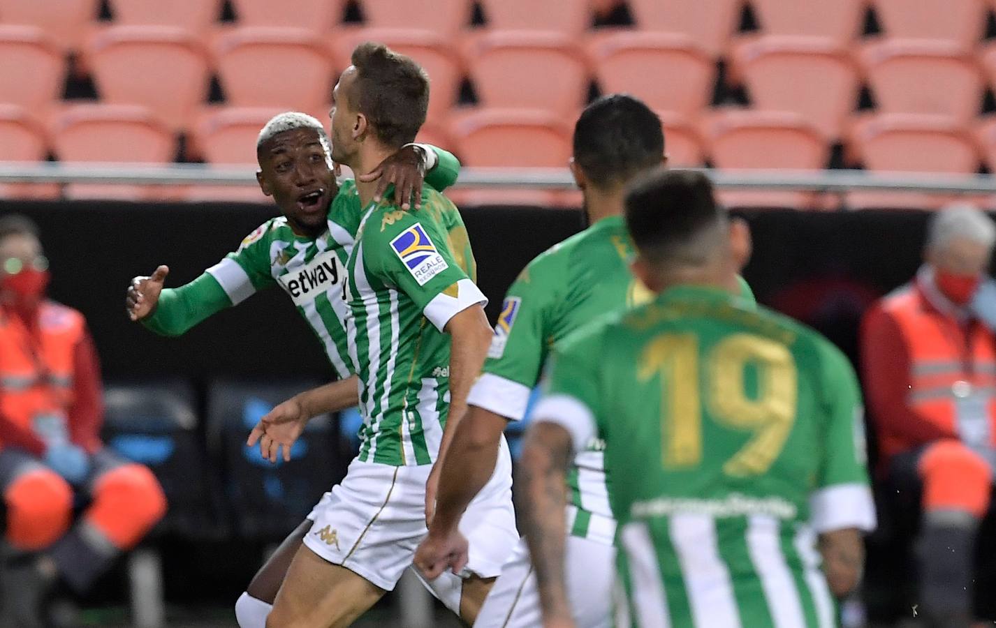 Las mejores imágenes del encuentro entre el Valencia y el Betis