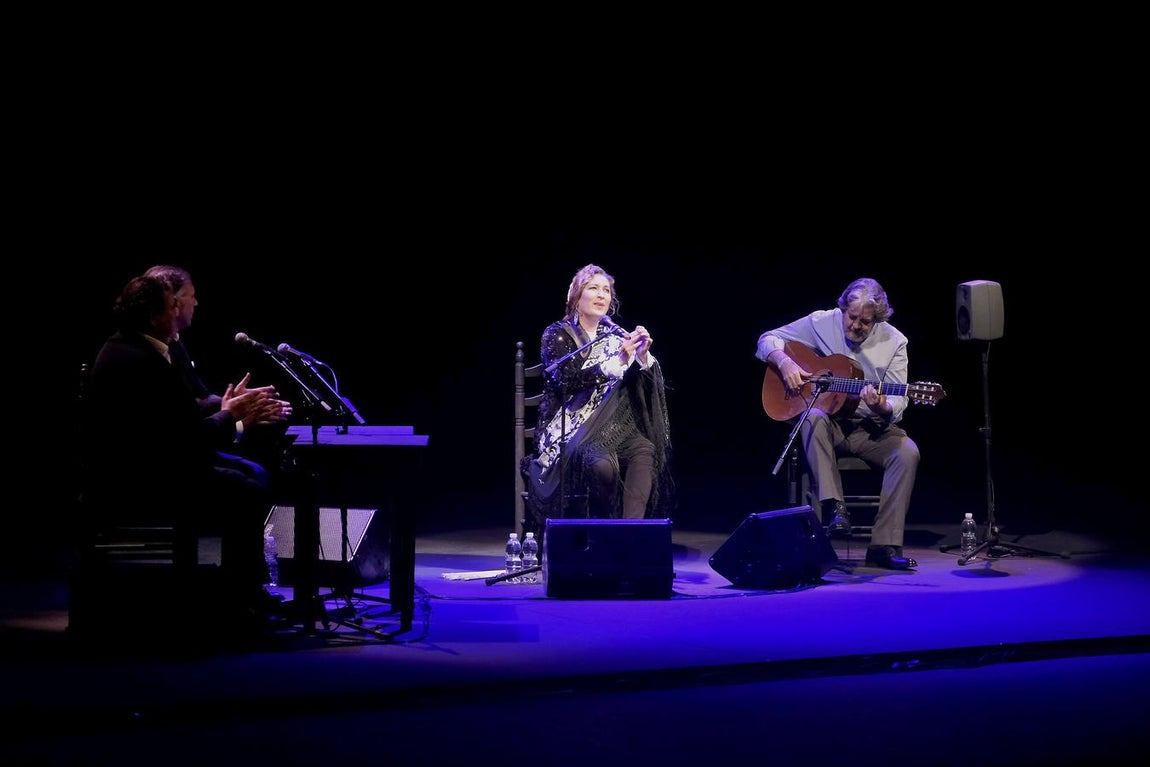 Estrella Morente y Rafael Riqueni ponen el broche de oro a la Bienal