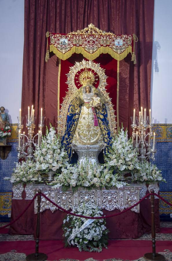 La Virgen del Rosario del barrio León. 