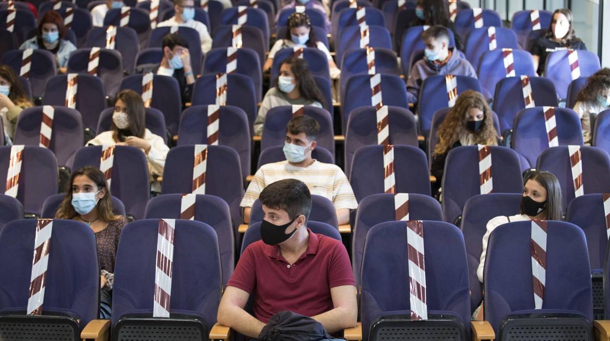 Primer día de clase en Derecho y Ciencias del Trabajo