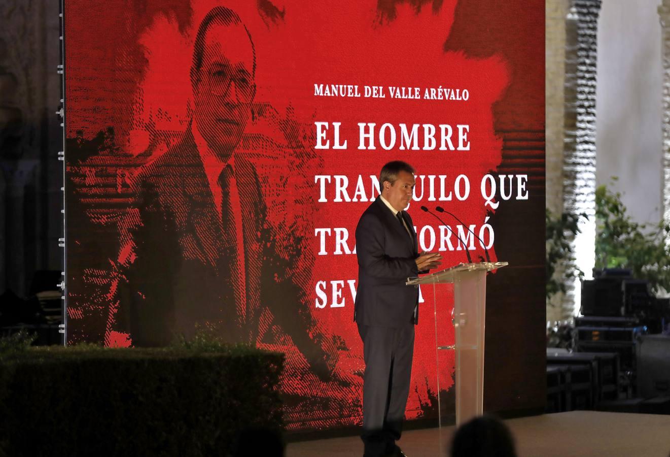 En imágenes, el homenaje póstumo al alcalde de Sevilla Manuel del Valle