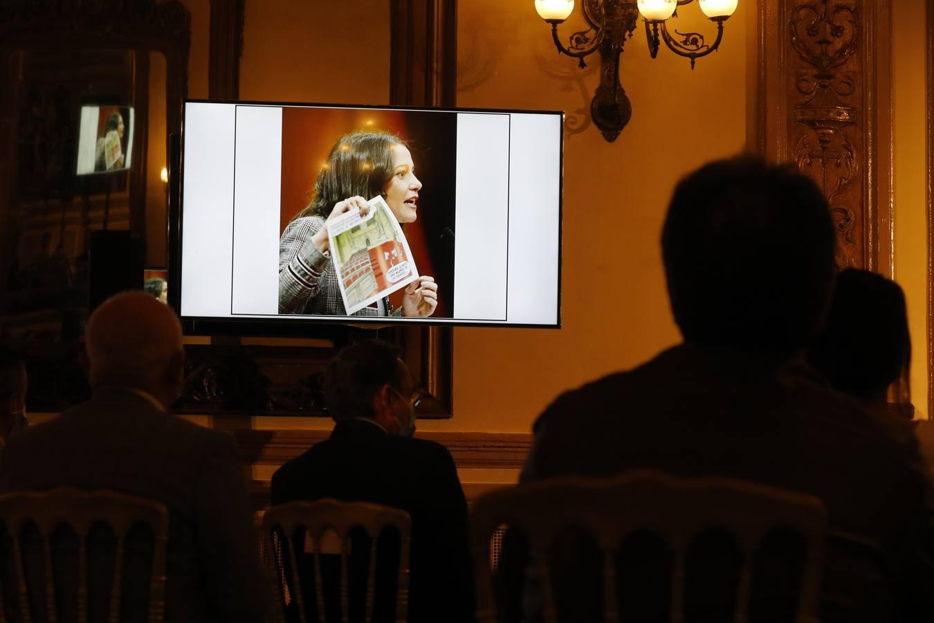 20 aniversario ABC Córdoba, el debate sobre humor gráfico en imágenes