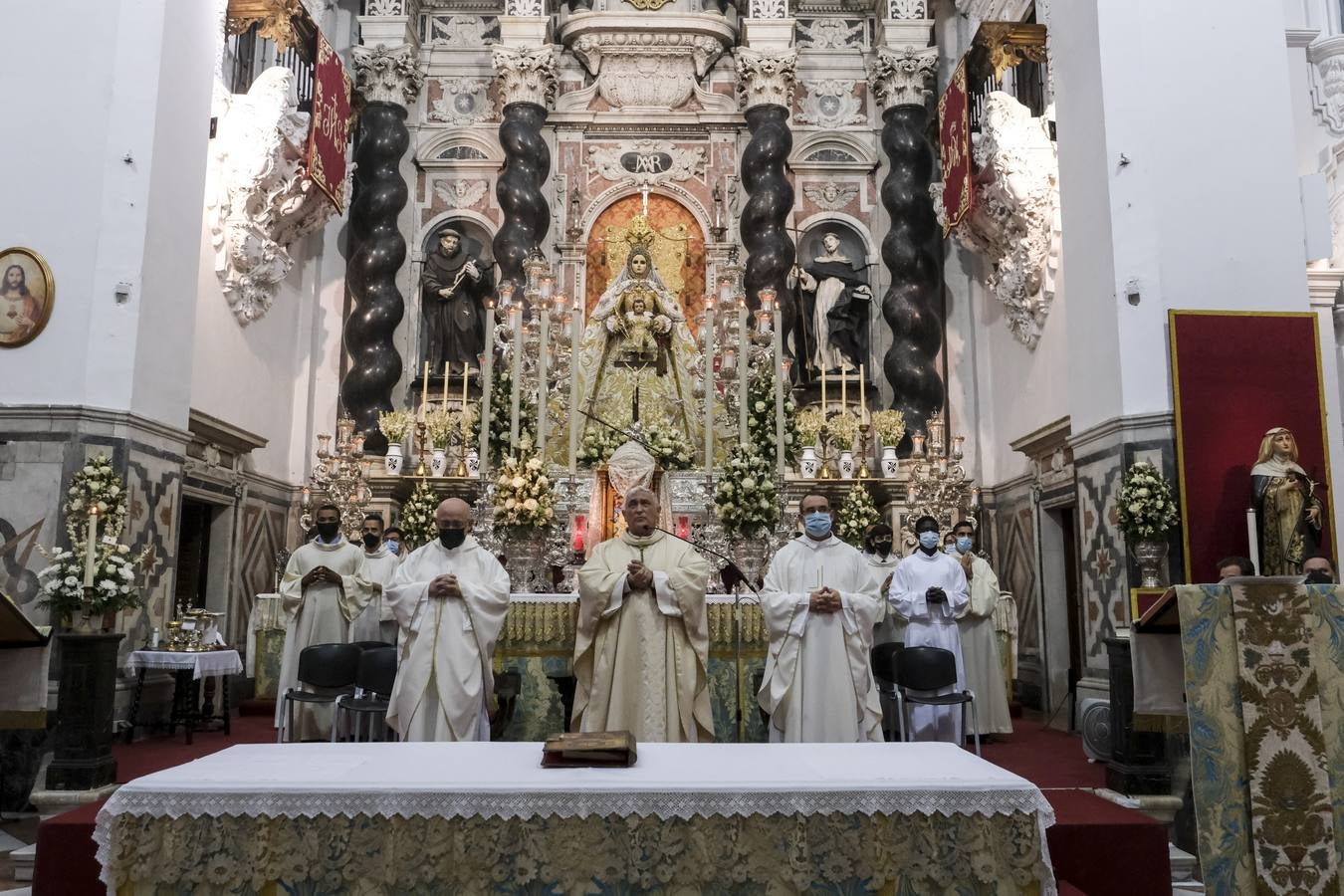 FOTOS: Las mejores imágenes del Día de la Patrona de Cádiz