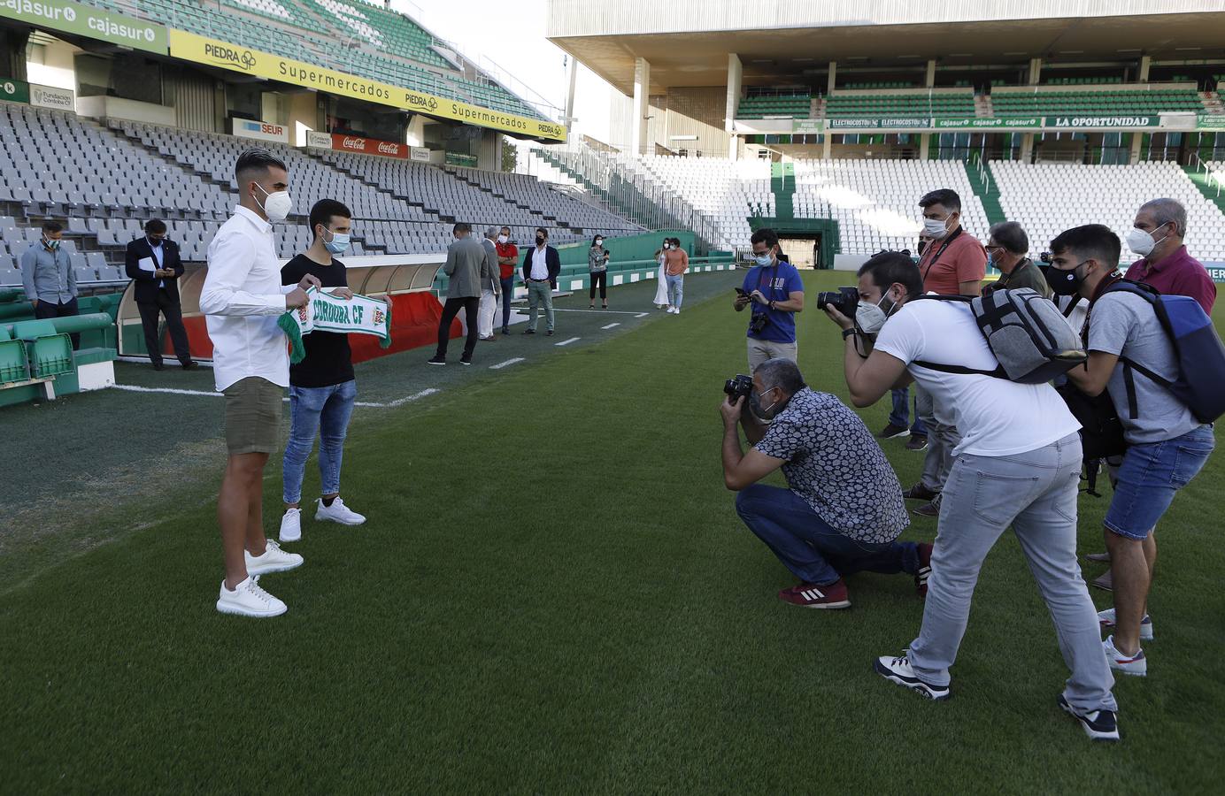 La presentación de Oyarzun y Salido en el Córdoba CF, en imágenes