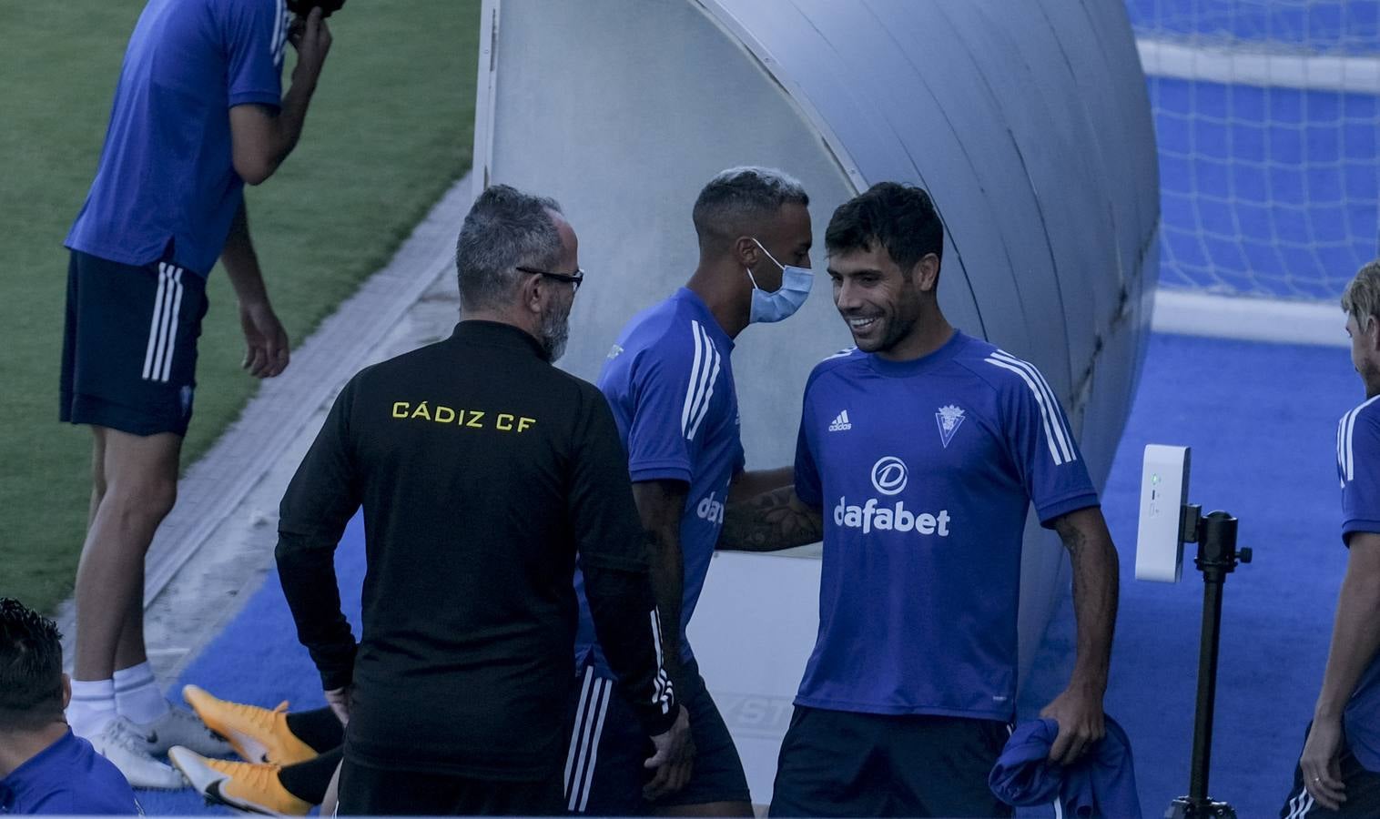 Fotos: Las nuevas caras del Cádiz CF de Primera en entrenamiento