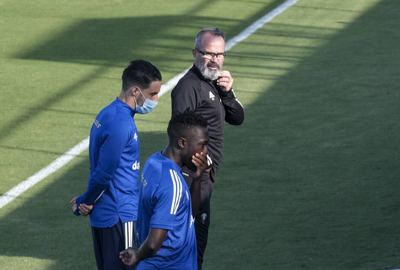 Fotos: Las nuevas caras del Cádiz CF de Primera en entrenamiento