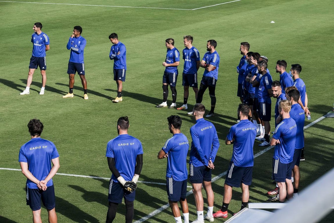 Fotos: Las nuevas caras del Cádiz CF de Primera en entrenamiento