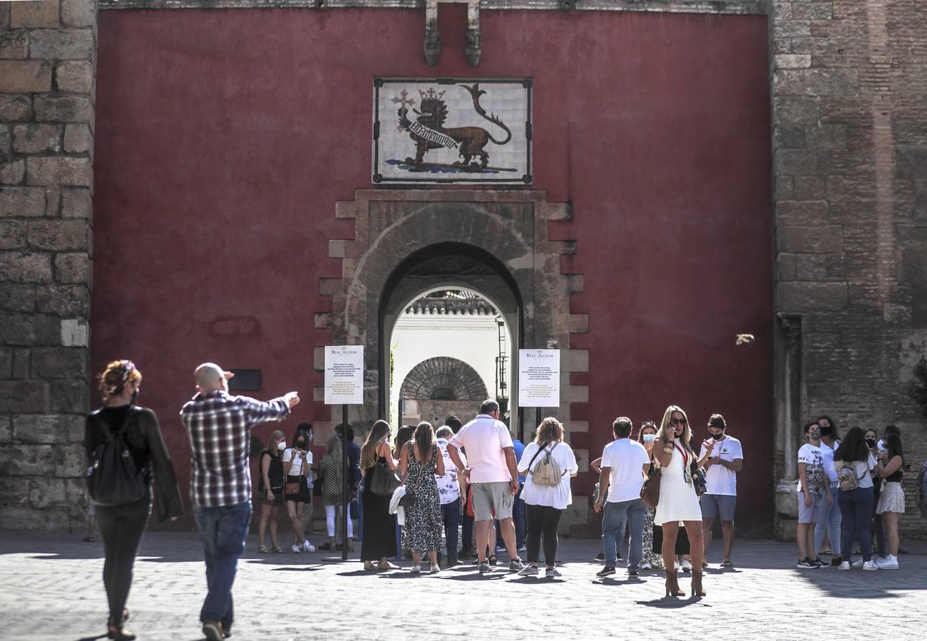 En imágenes, turistas en el centro de Sevilla durante este puente