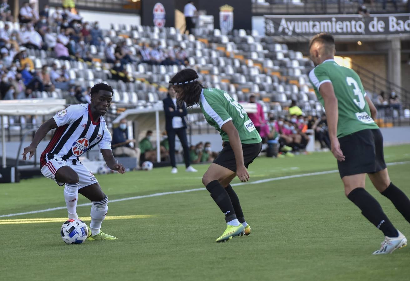 La derrota del Córdoba CF en Badajoz, en imágenes