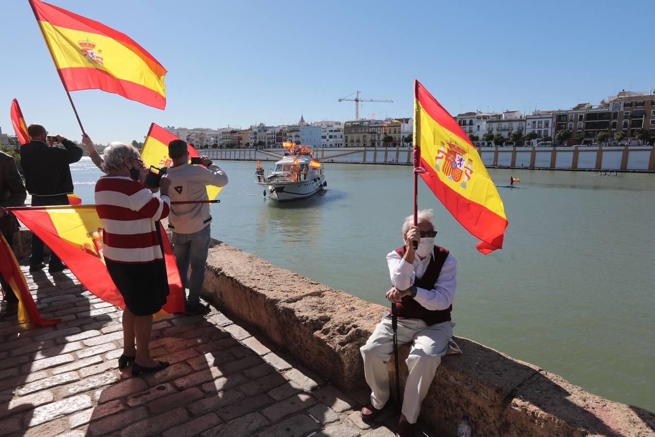 En imágenes, el acto convocado este lunes por Vox en Sevilla