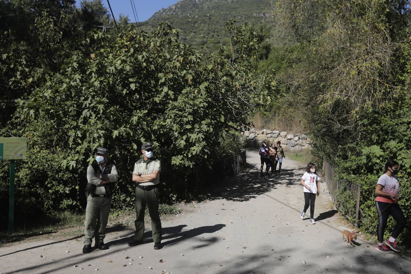 Gran afluencia de turistas en la Sierra de Cádiz en el puente del Pilar