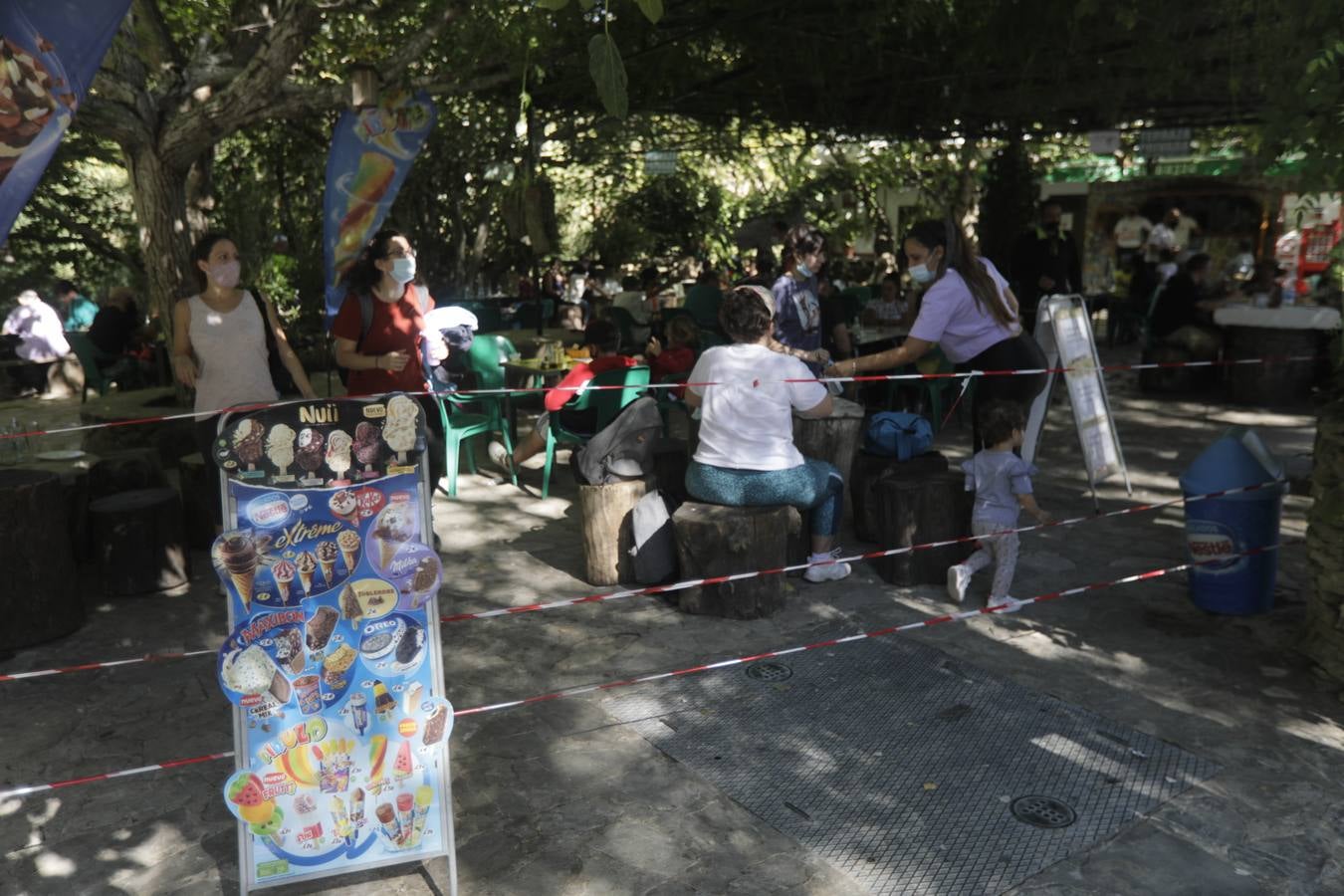 Gran afluencia de turistas en la Sierra de Cádiz en el puente del Pilar