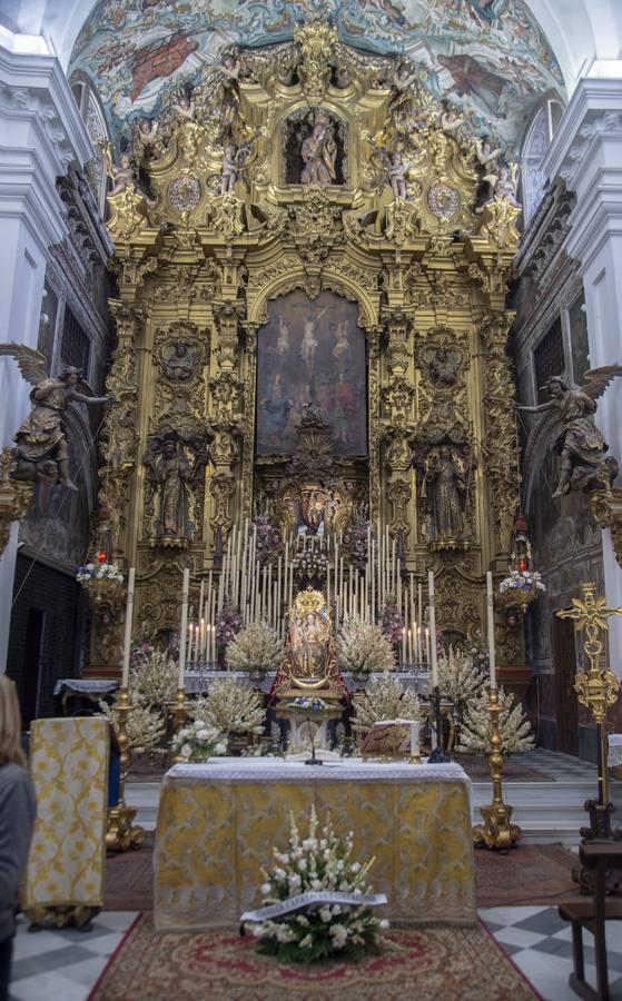 Los «besamanos del puente del Pilar