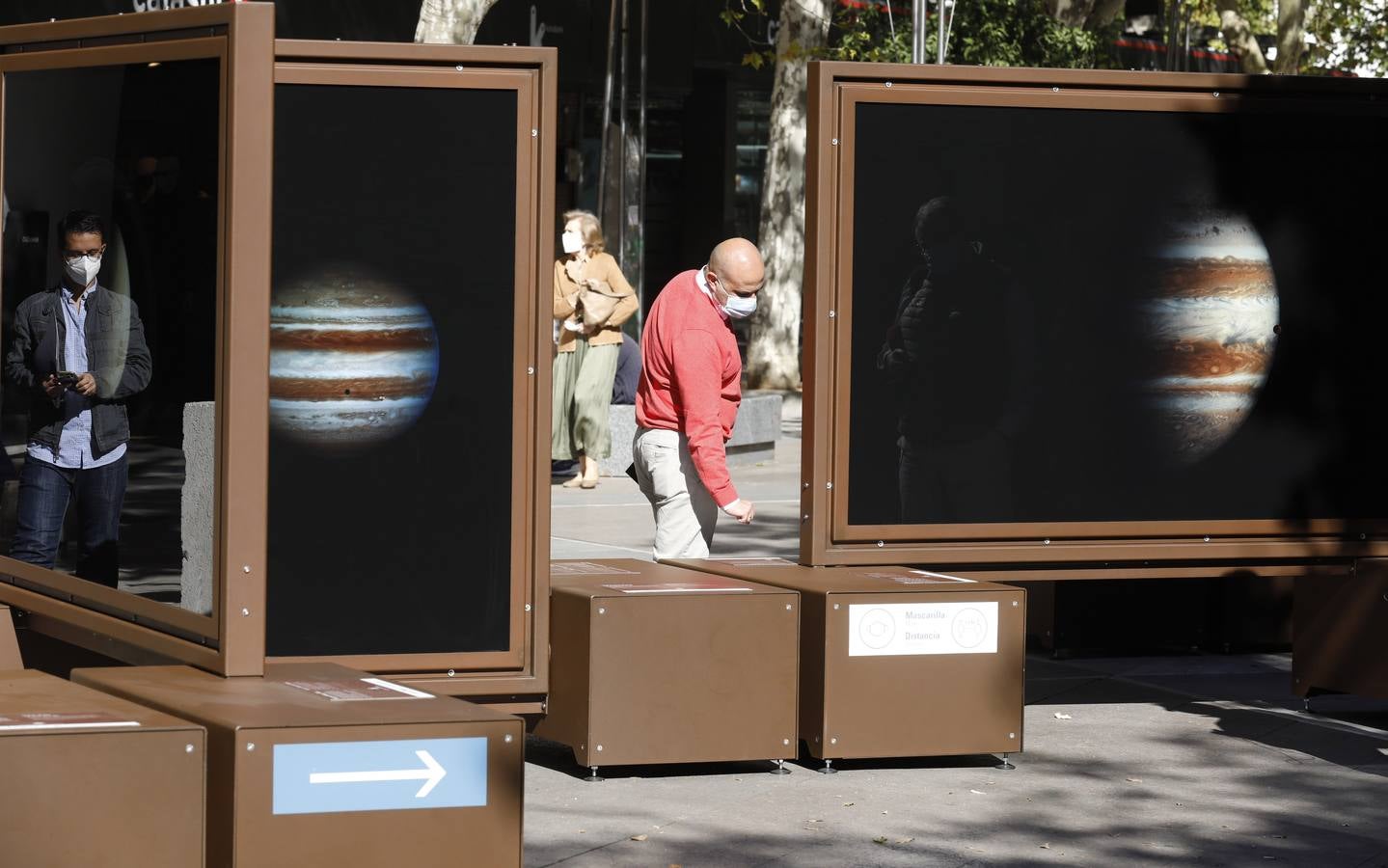 Las mejores imágenes de la exposición sobre el Sistema Solar de Caixa en Córdoba