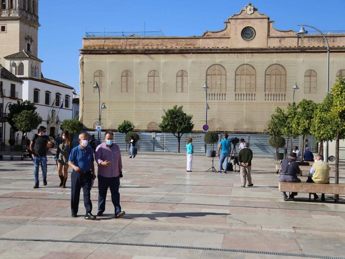 En imágenes, Écija se prepara para el confinamiento perimetral que comienza este jueves