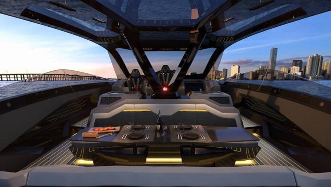 El nuevo capricho de Conor McGregor. Aunque por fuera la estética retro sea la principal fuente de inspiración, el interior destila futurismo y vanguardia.