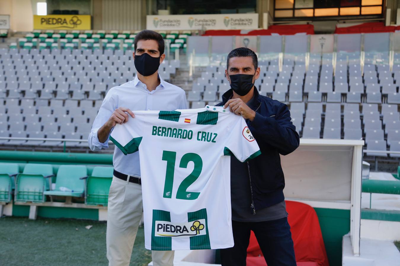 La presentación de Bernardo Cruz en el Córdoba CF, en imágenes