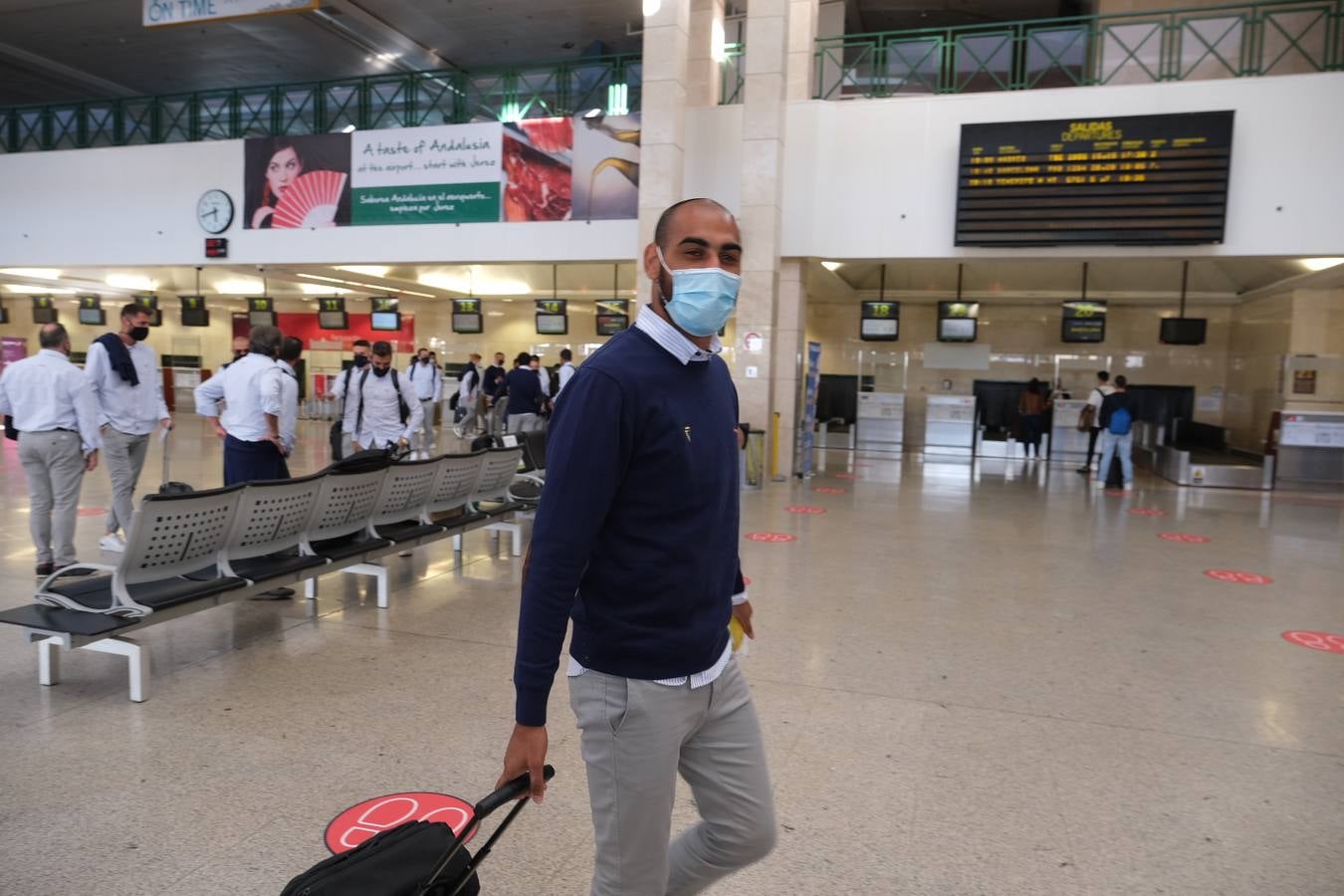 FOTOS: Así ha viajado el Cádiz CF hacia Madrid