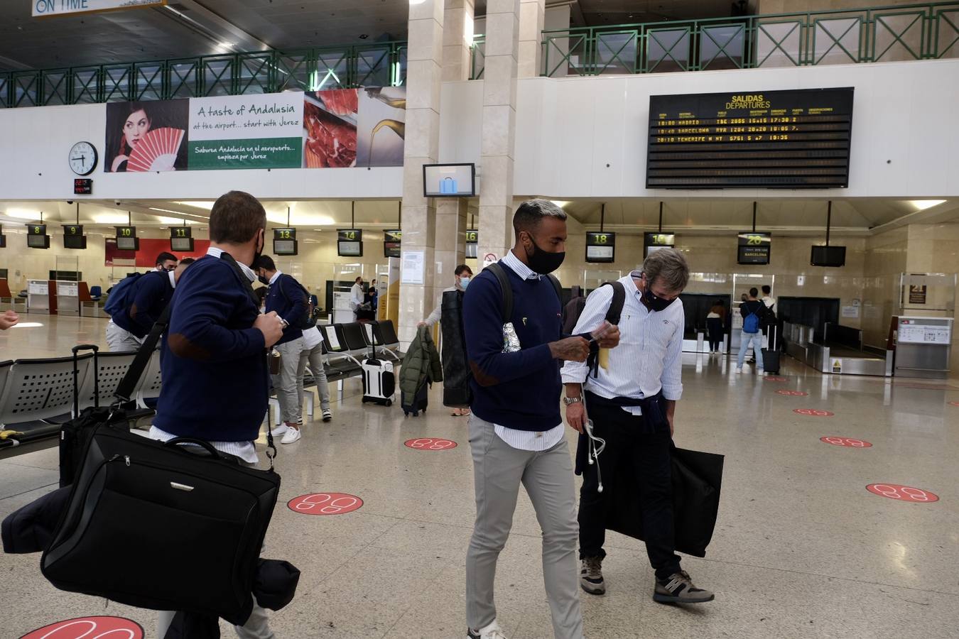 FOTOS: Así ha viajado el Cádiz CF hacia Madrid