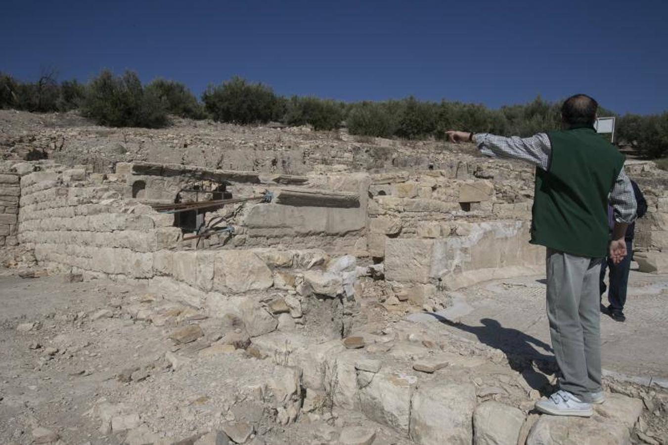 El yacimiento arqueológico de Torreparedones de Baena, en imágenes