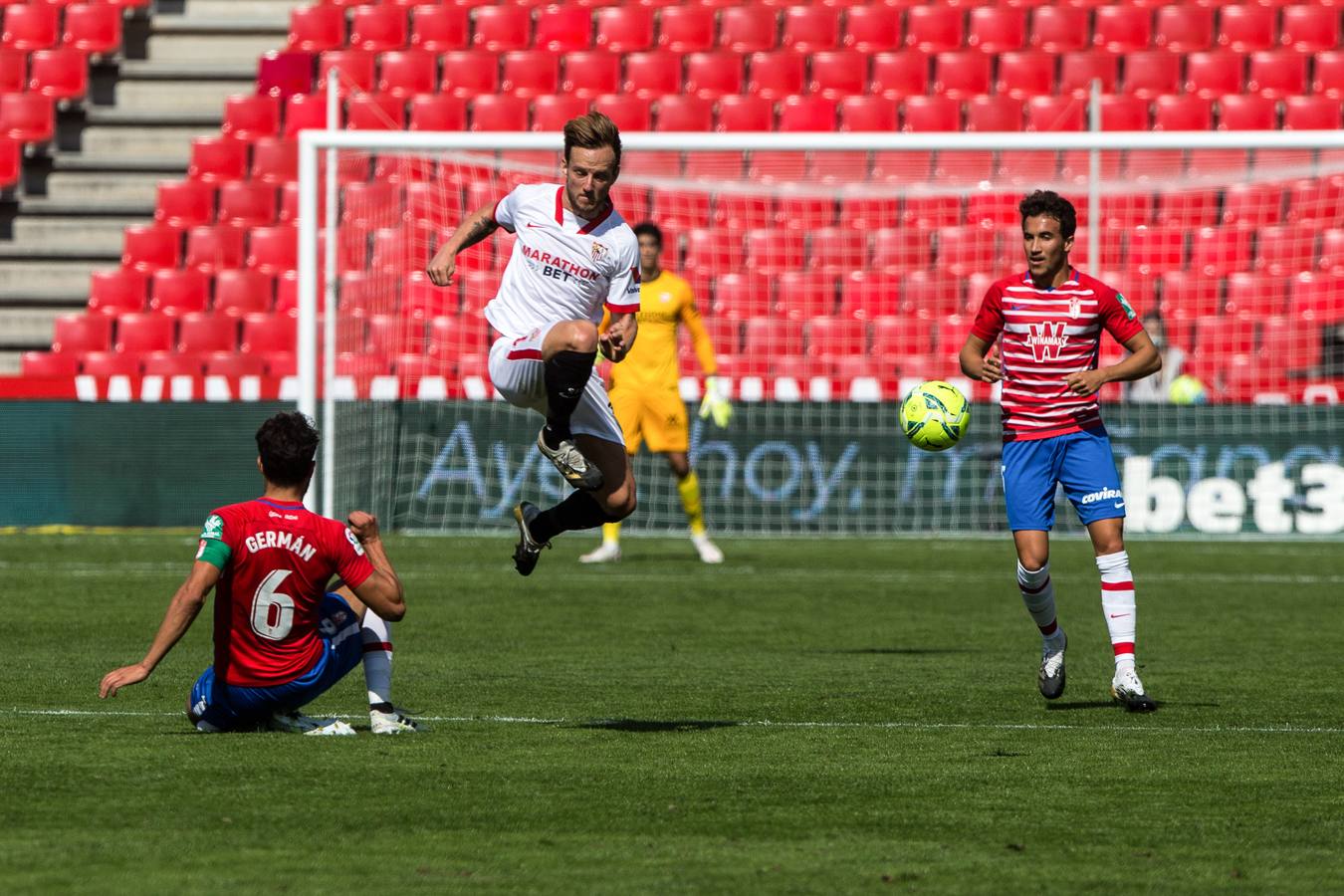 En imágenes, la derrota del Sevilla en Granada