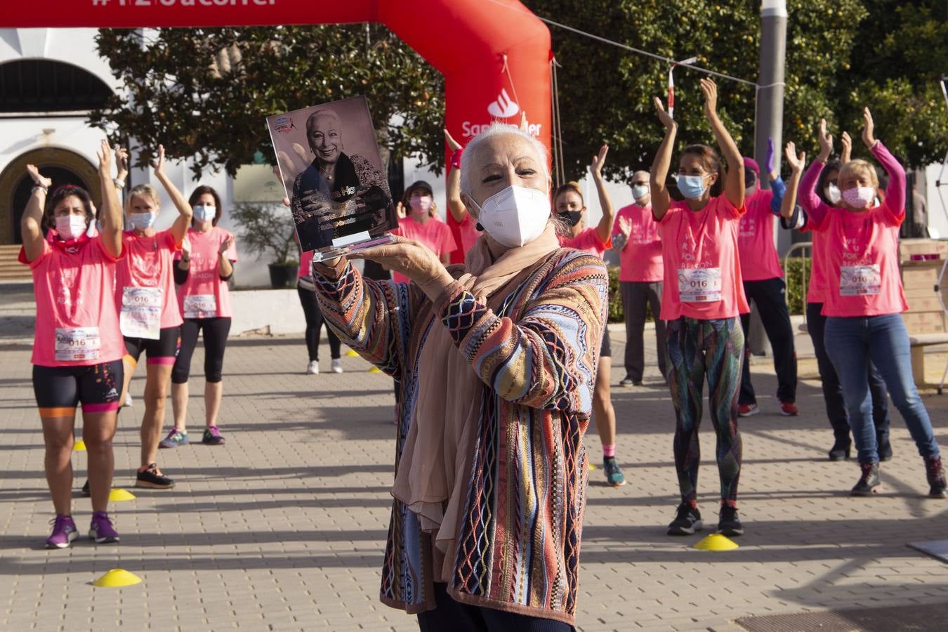 Si has corrido la Carrera de la Mujer en Sevilla, búscate aquí