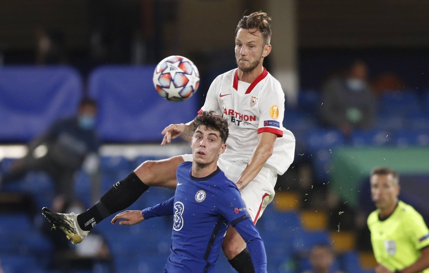 En imágenes, el Chelsea-Sevilla desde Stamford Bridge