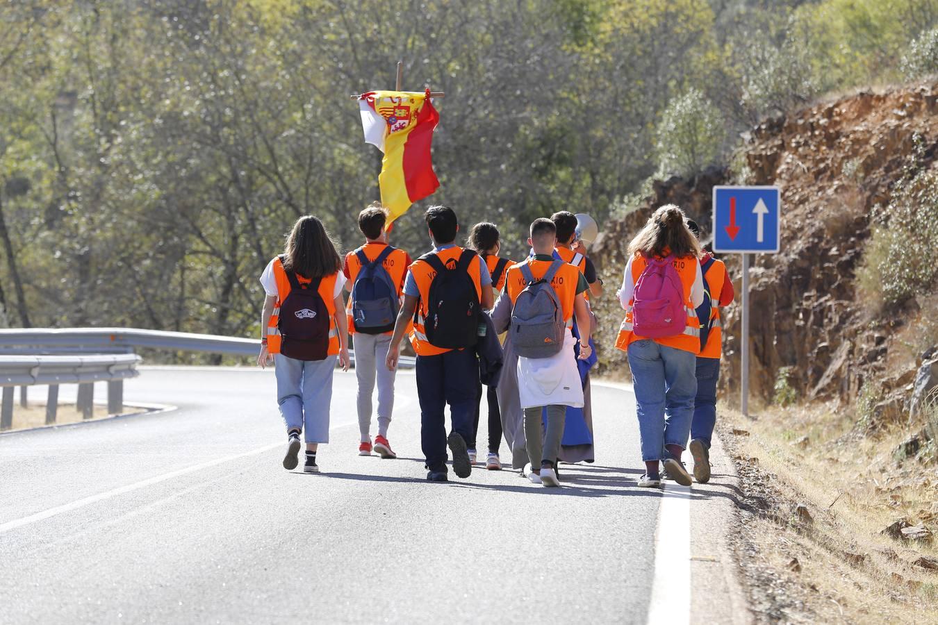 Así ha sido la peregrinación de los jóvenes de Córdoba a Guadalupe, en imágenes