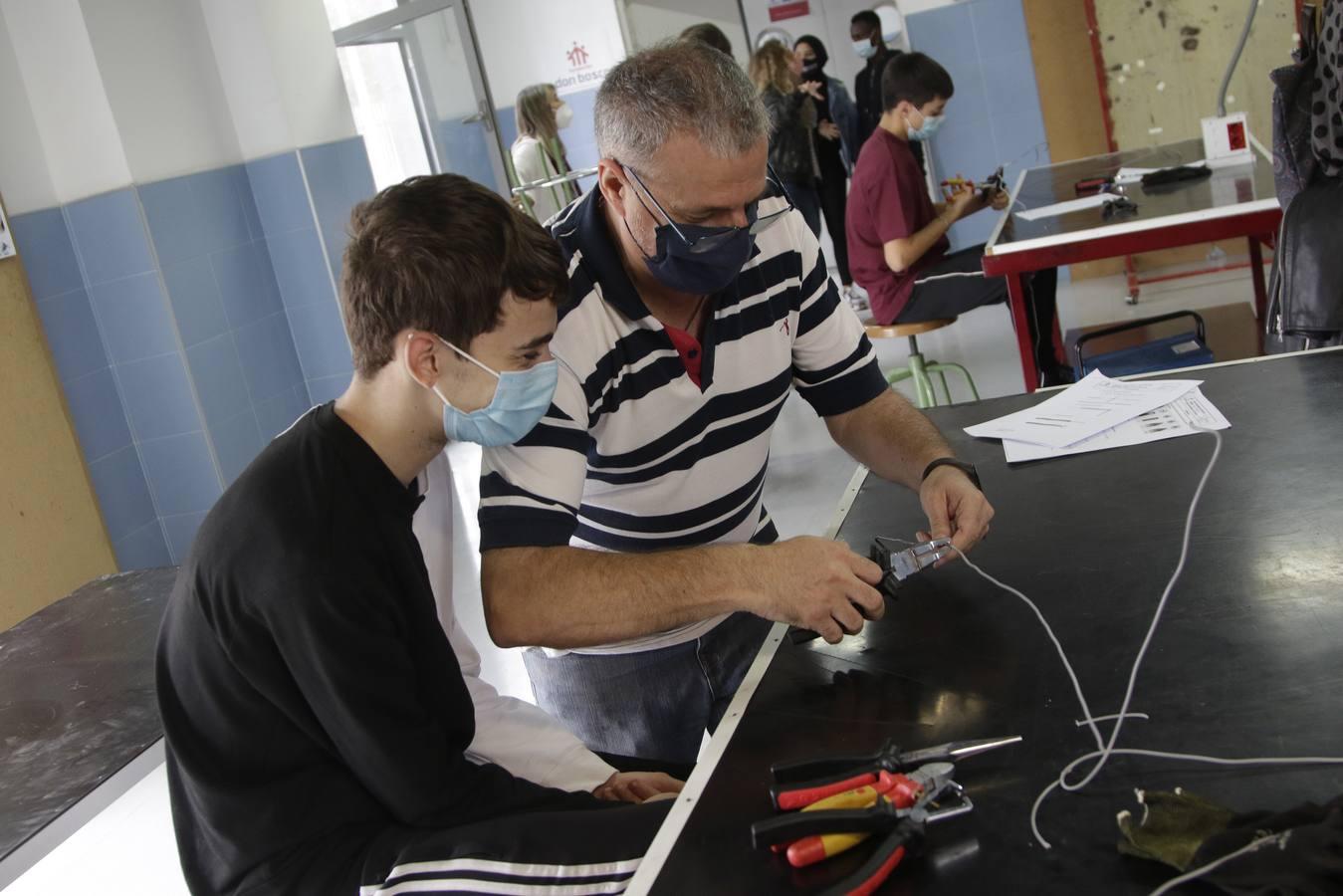 El Polígono Sur estrena escuela ocupacional de la Fundación don Bosco