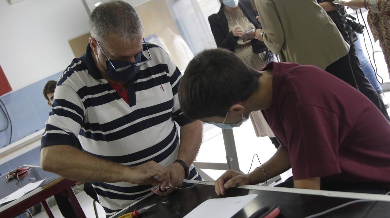 El Polígono Sur estrena escuela ocupacional de la Fundación don Bosco